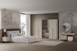 Neon Bazalı Yatak Odası