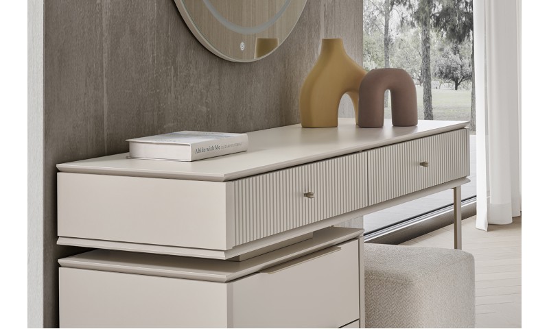 Neon Bazalı Yatak Odası