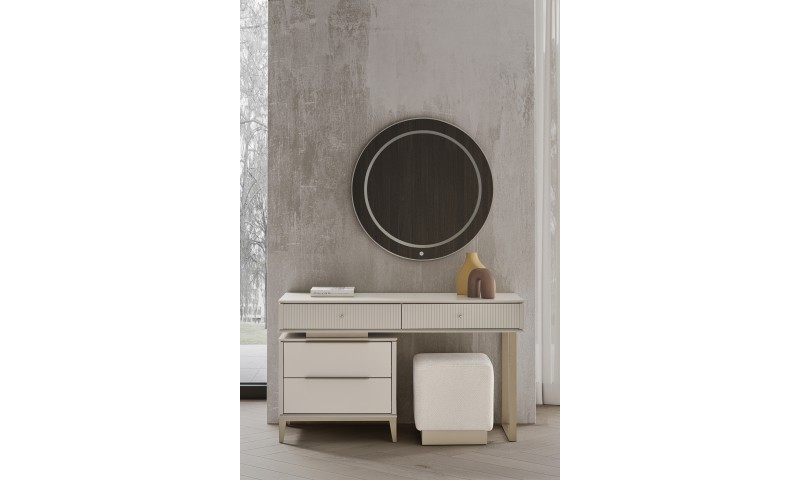 Neon Bazalı Yatak Odası