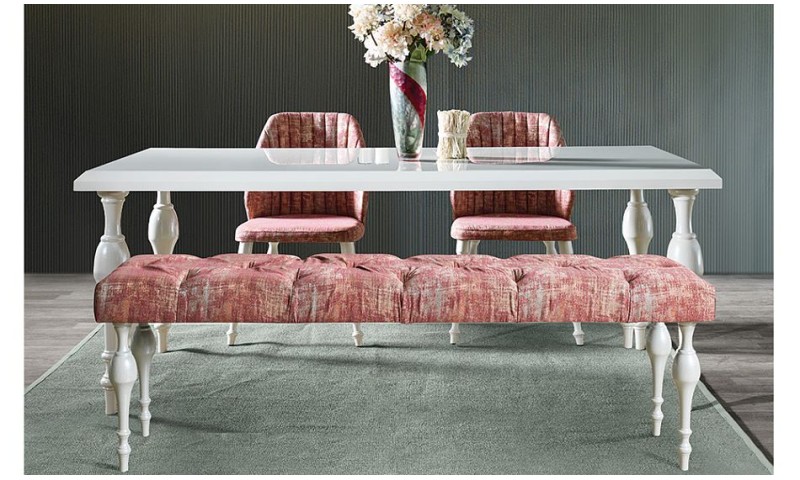 Maria Lake Yemek Odası